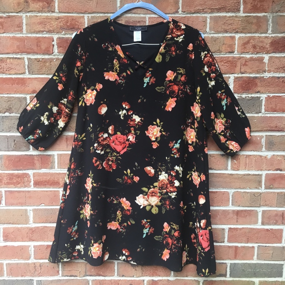 EUC VIbe Floral Print A-line Dress SzMP